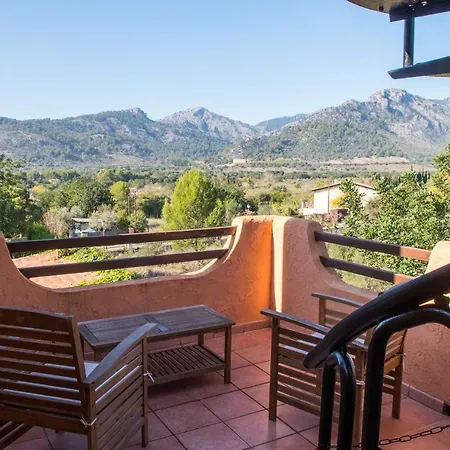 Villa Alzina Villa: Tranquil Retreat With Pool Near Palma