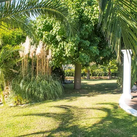 Alzina Villa: Tranquil Retreat With Pool Near Palma *